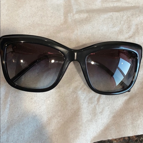 BURBERRY Sunglasses - Picture 4 of 5